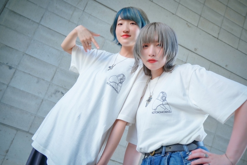 コトノハタラズTシャツ