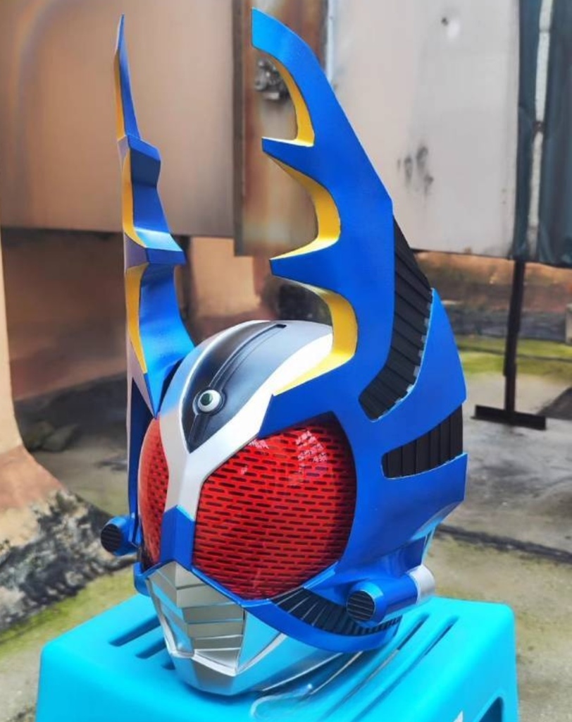 【美品 未使用】マスク アトラク コスプレ 仮面ライダー 1/1プロップ