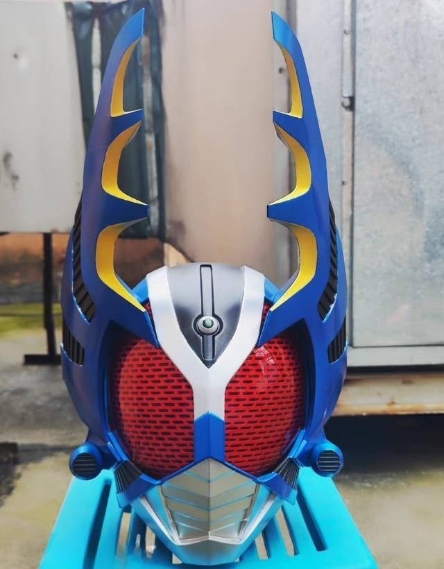 【美品 未使用】マスク アトラク コスプレ 仮面ライダー 1/1プロップ