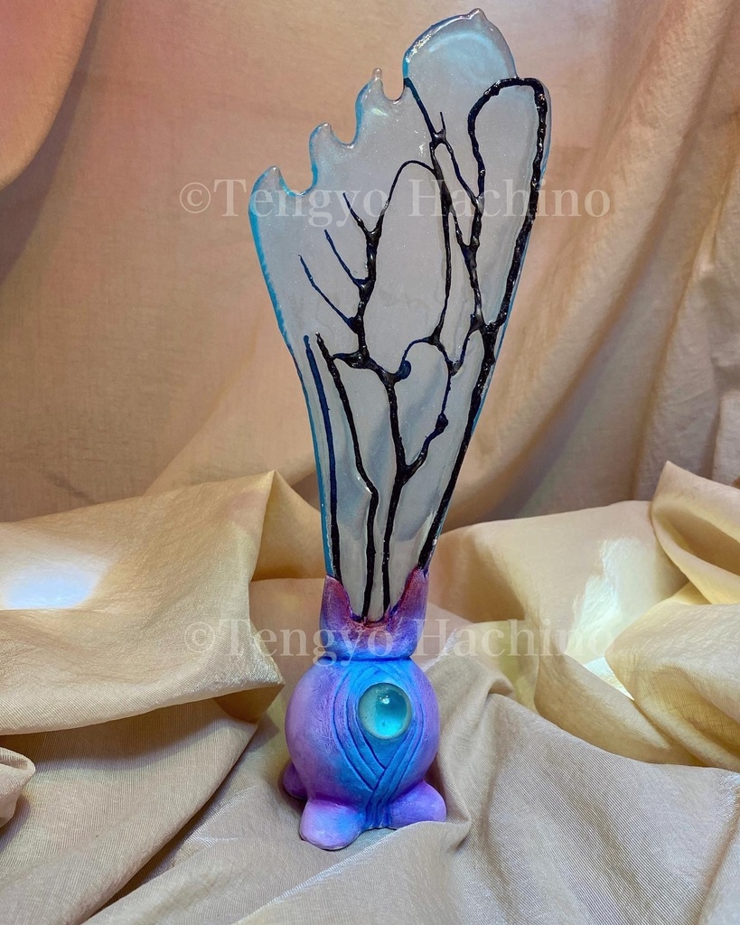 あの同僚の翅その1"My Colleagues Turned Into Black Wings Vol.1"