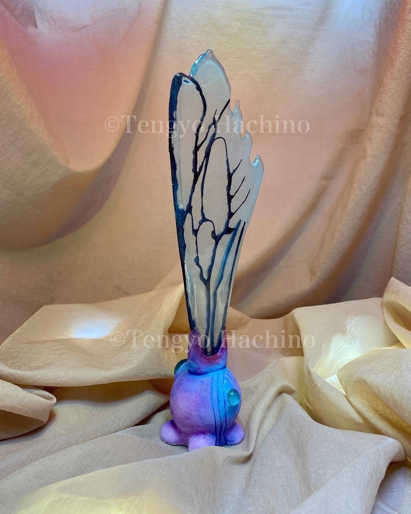 あの同僚の翅その1"My Colleagues Turned Into Black Wings Vol.1"