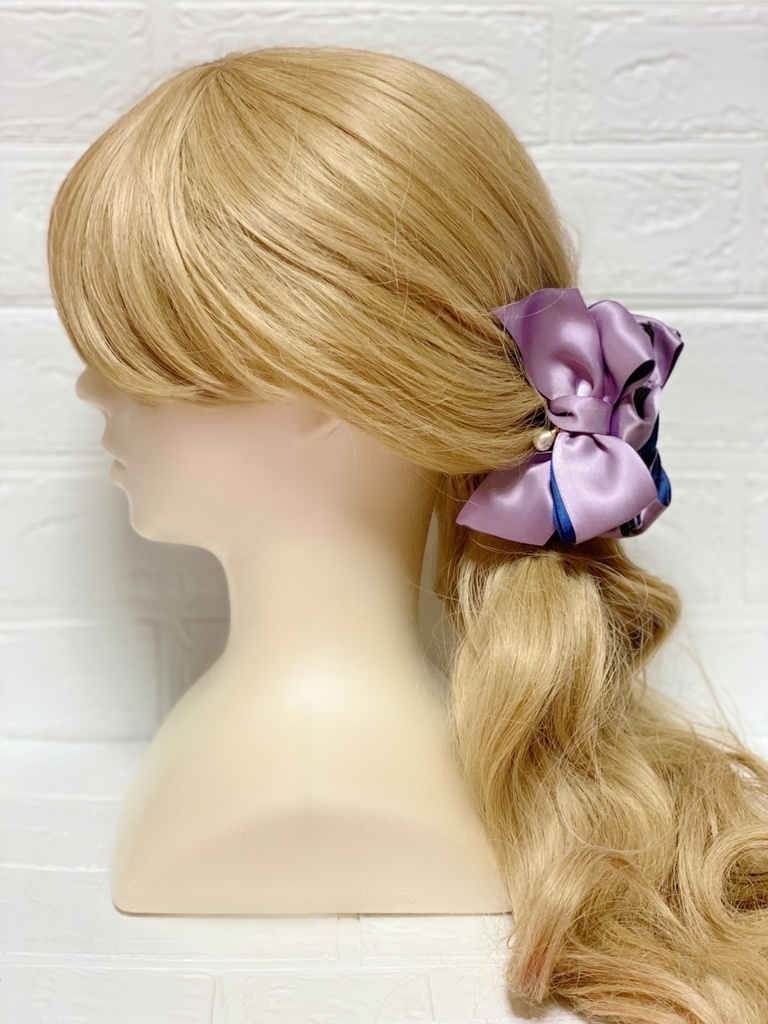 ボリュームリボンのバンスクリップ