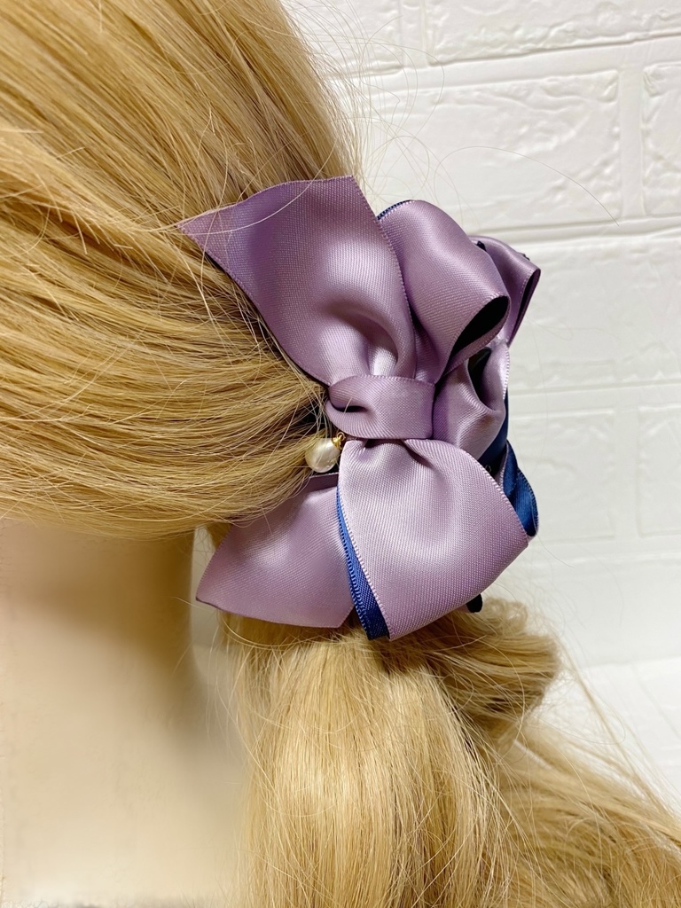 ボリュームリボンのバンスクリップ