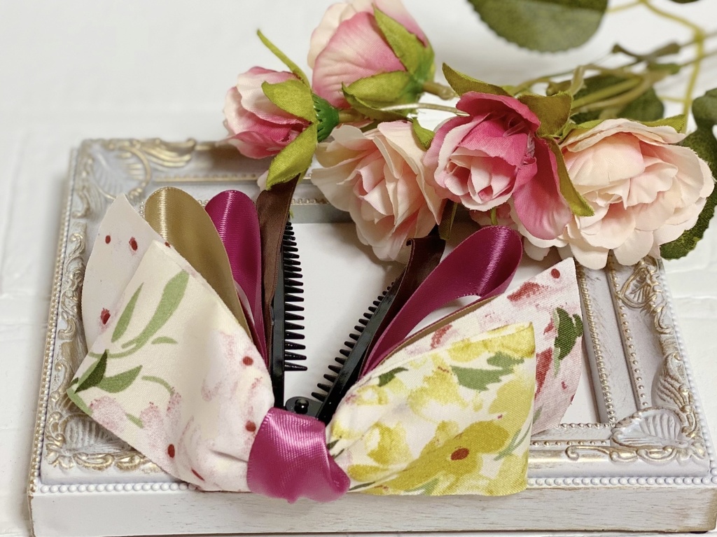 シフォン花柄リボンのバナナクリップ(アイボリー)