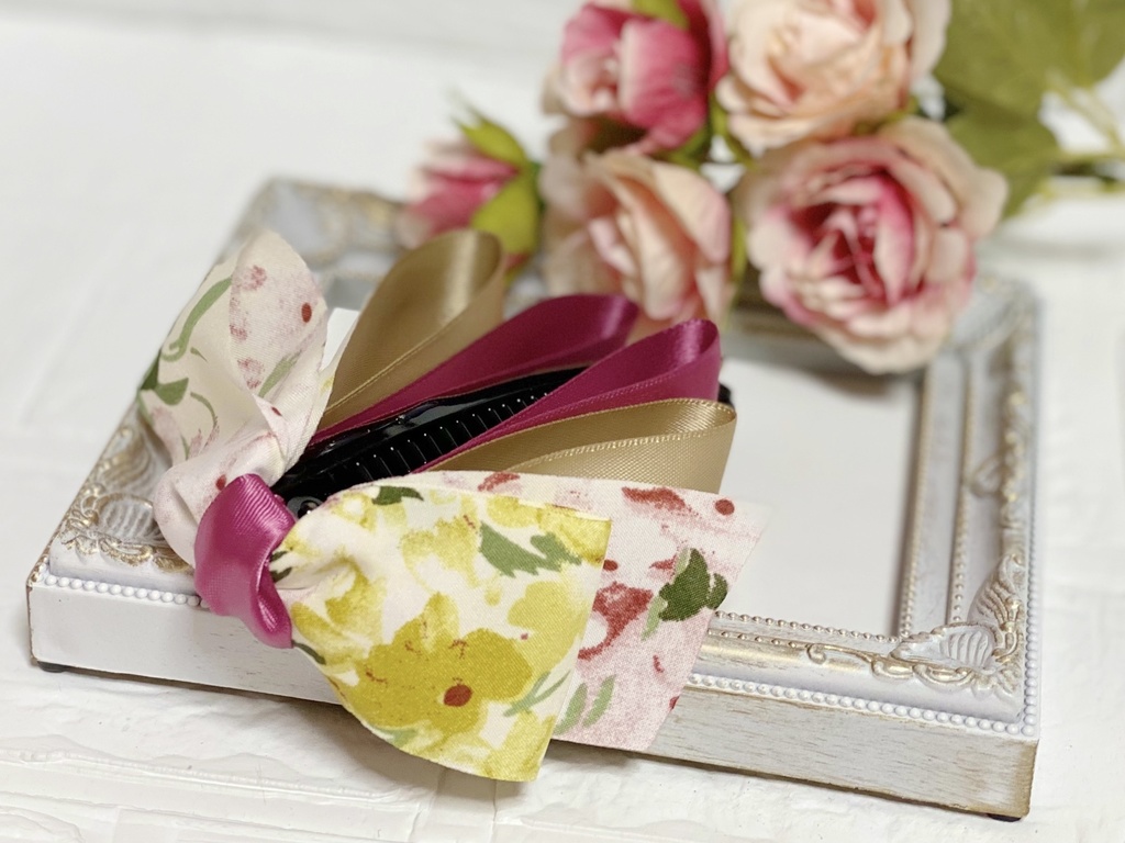 シフォン花柄リボンのバナナクリップ(アイボリー)