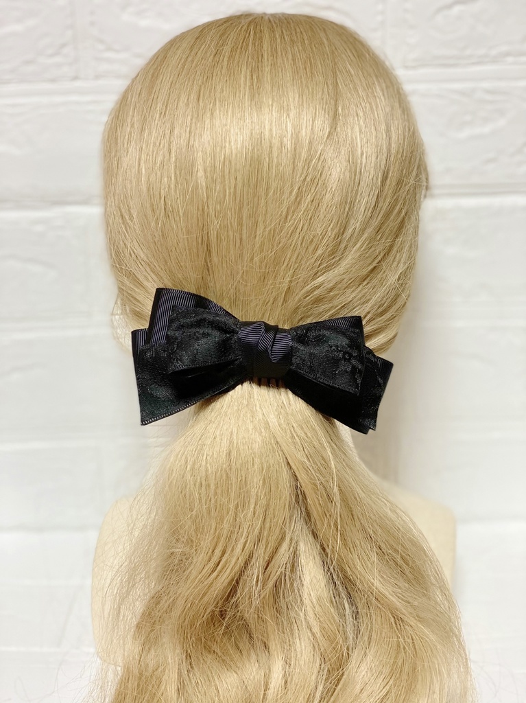 選べるカラー*レースリボンクリップ