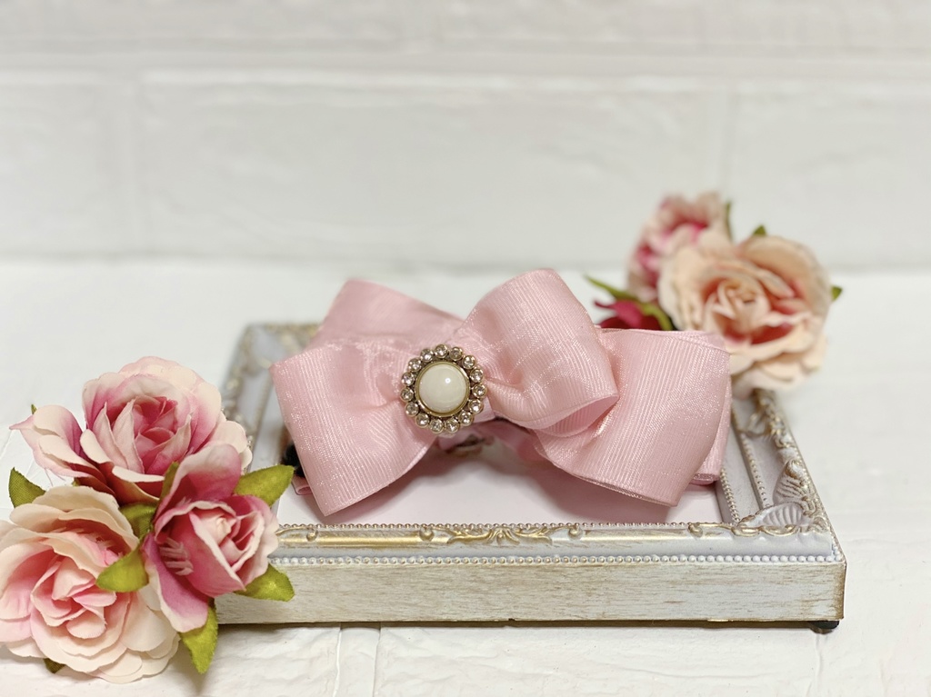 ふんわりピンクのバナナクリップ