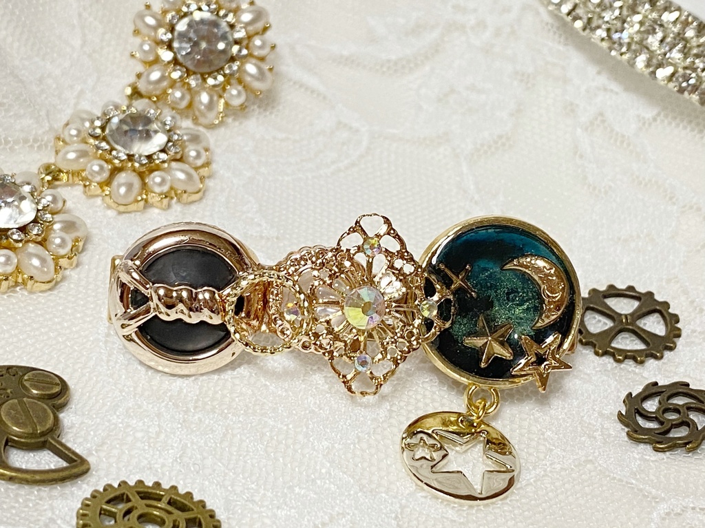 キラキラ星空のレジンヘアクリップ