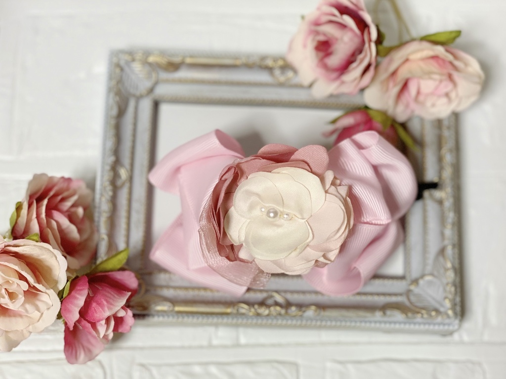 ふんわりお花のヘアクリップ