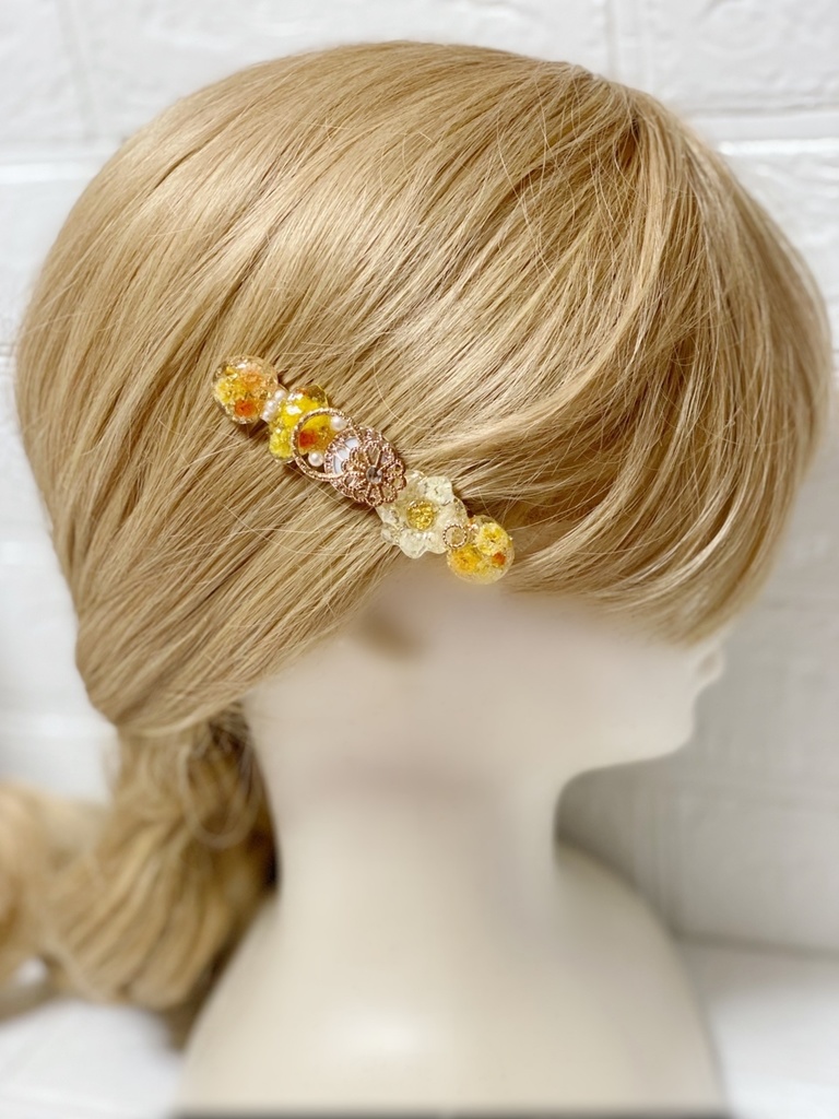 お花のキラキラレジンヘアクリップ※イエロー※オレンジ