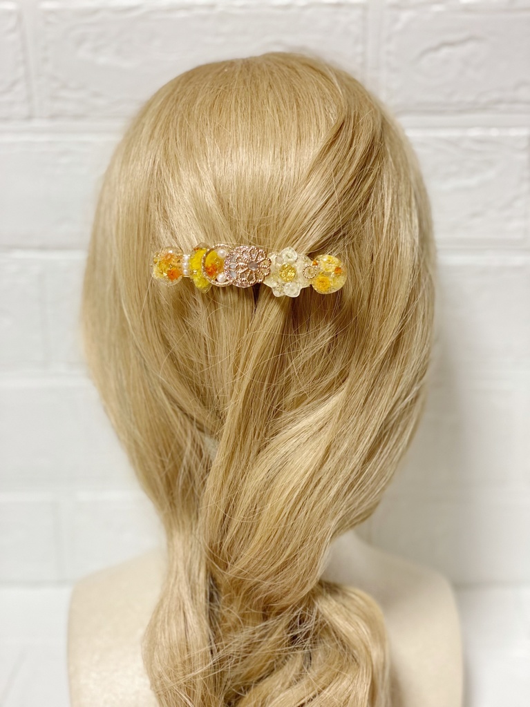 お花のキラキラレジンヘアクリップ※イエロー※オレンジ