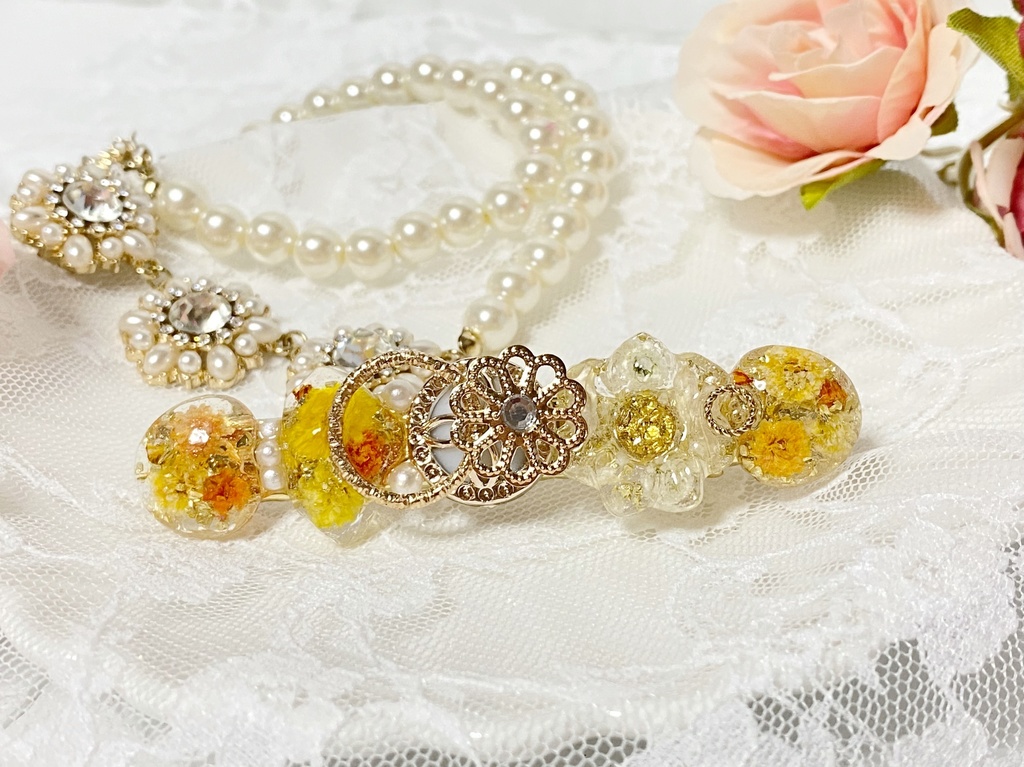 お花のキラキラレジンヘアクリップ※イエロー※オレンジ