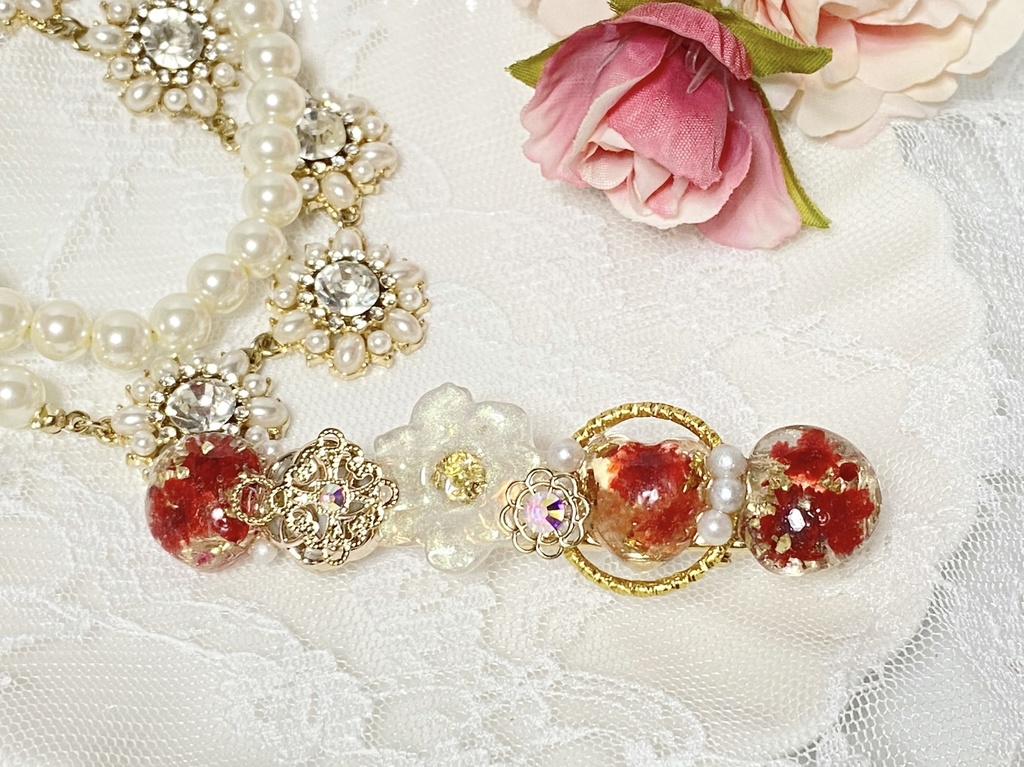 お花のキラキラレジンヘアクリップ※レッド