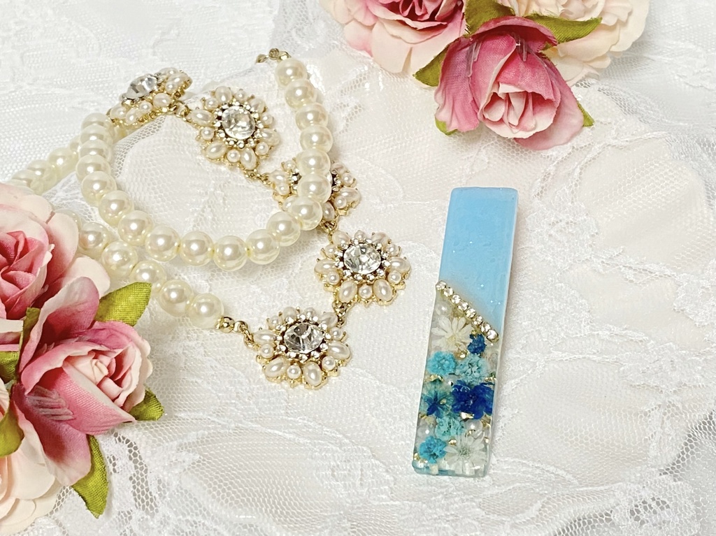 お花のキラキラレジンヘアクリップ