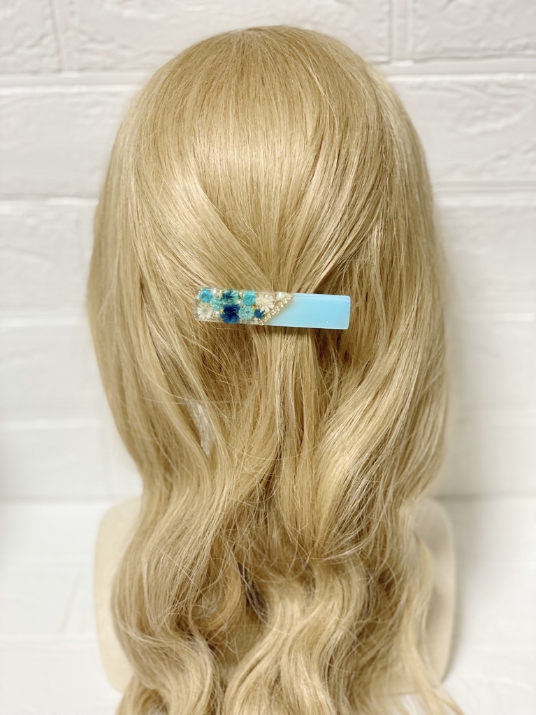 お花のキラキラレジンヘアクリップ