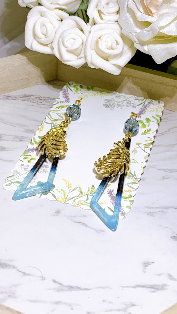 鬼滅の刃無限列車編公開記念 弾13弾 時任無一郎モチーフピアス