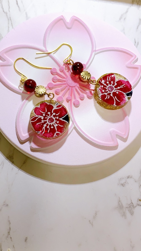 刀剣乱舞 鯰尾藤四郎&骨喰藤四郎 モチーフピアス