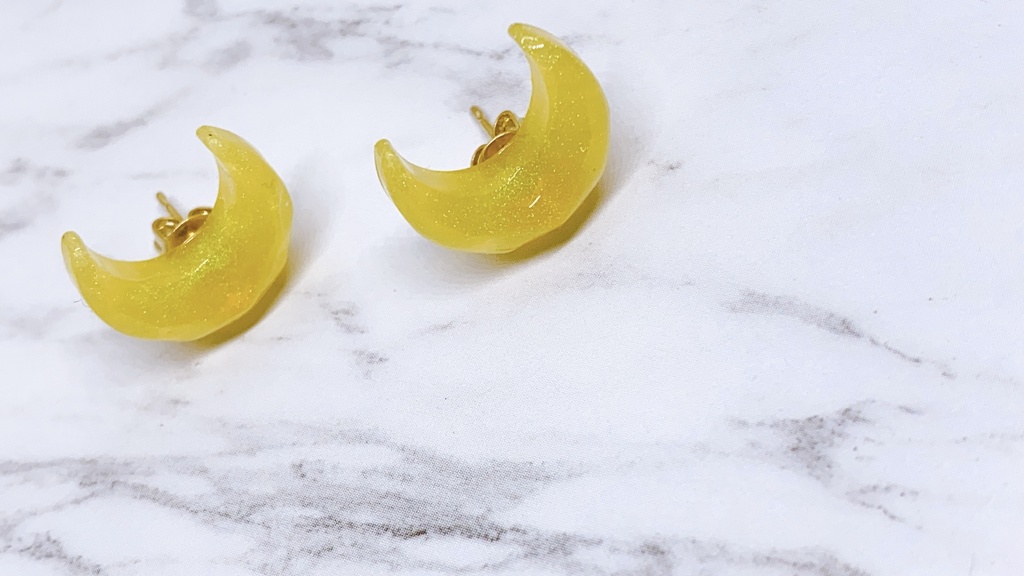 セーラームーン プリンセス・セレニティ ブラック・レディ モチーフピアス