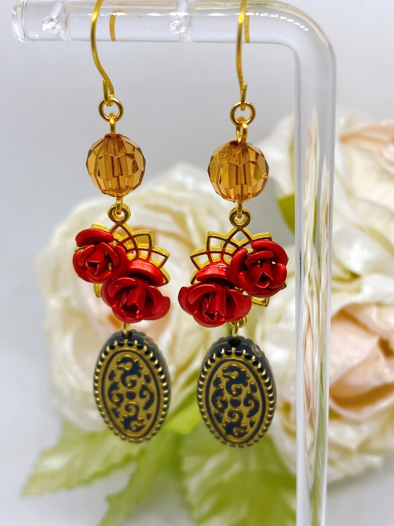 呪術廻戦 釘崎野薔薇 モチーフピアス