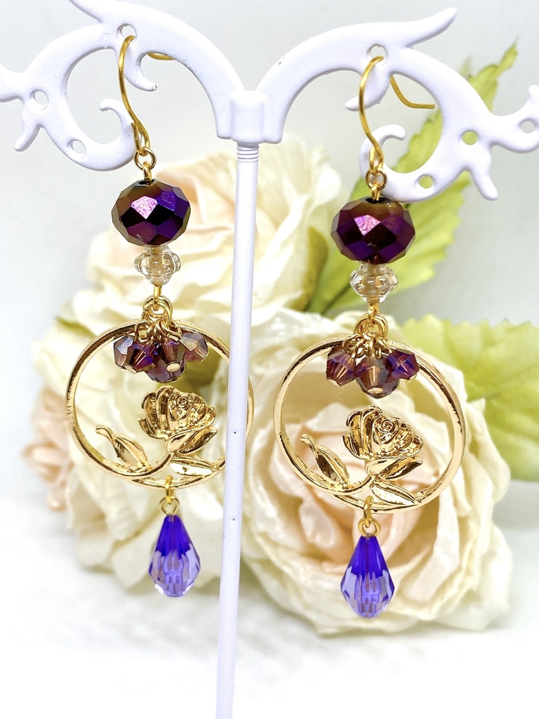 原神 リサ モチーフピアス