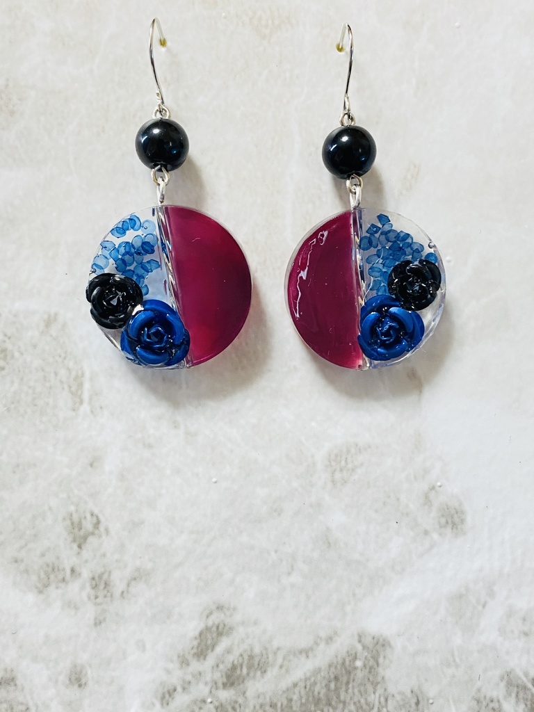 ウマ娘プリティダービー ライスシャワー モチーフピアスorイヤリング 2種類