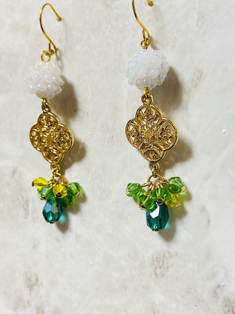 ウマ娘プリティダービー サイレンススズカ モチーフピアスorイヤリング