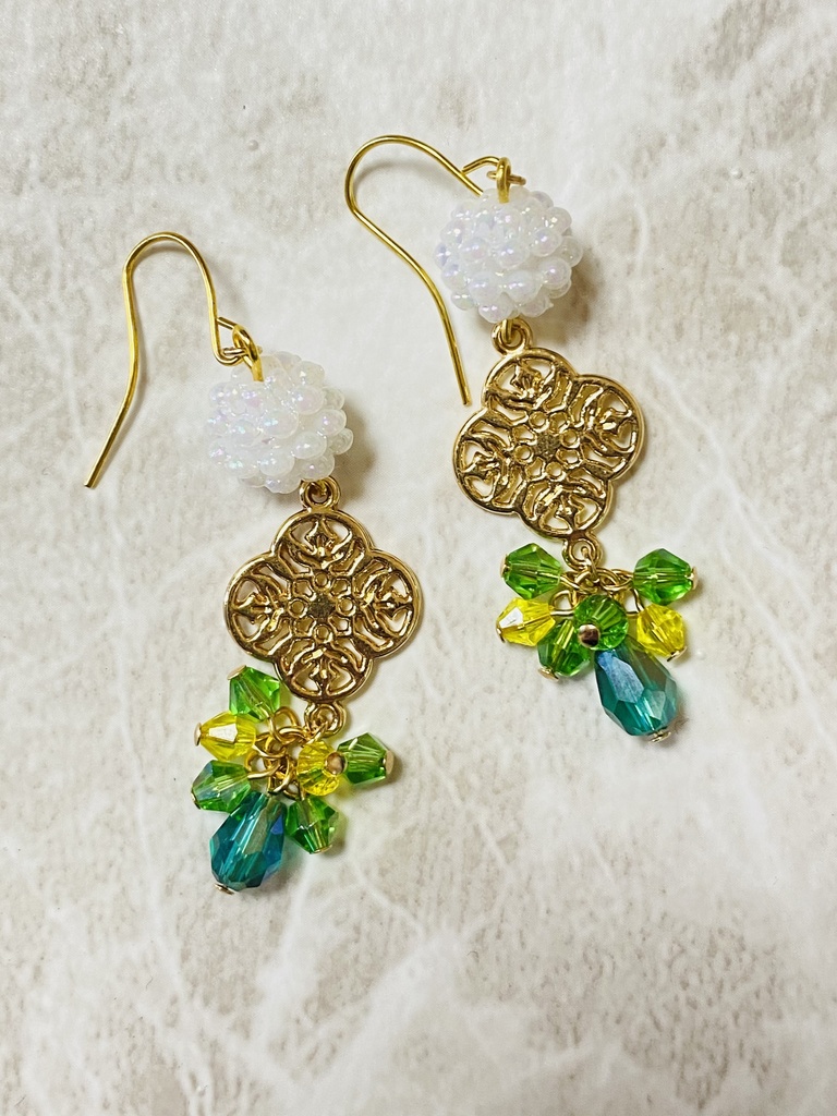 ウマ娘プリティダービー  サイレンススズカ モチーフピアスorイヤリング