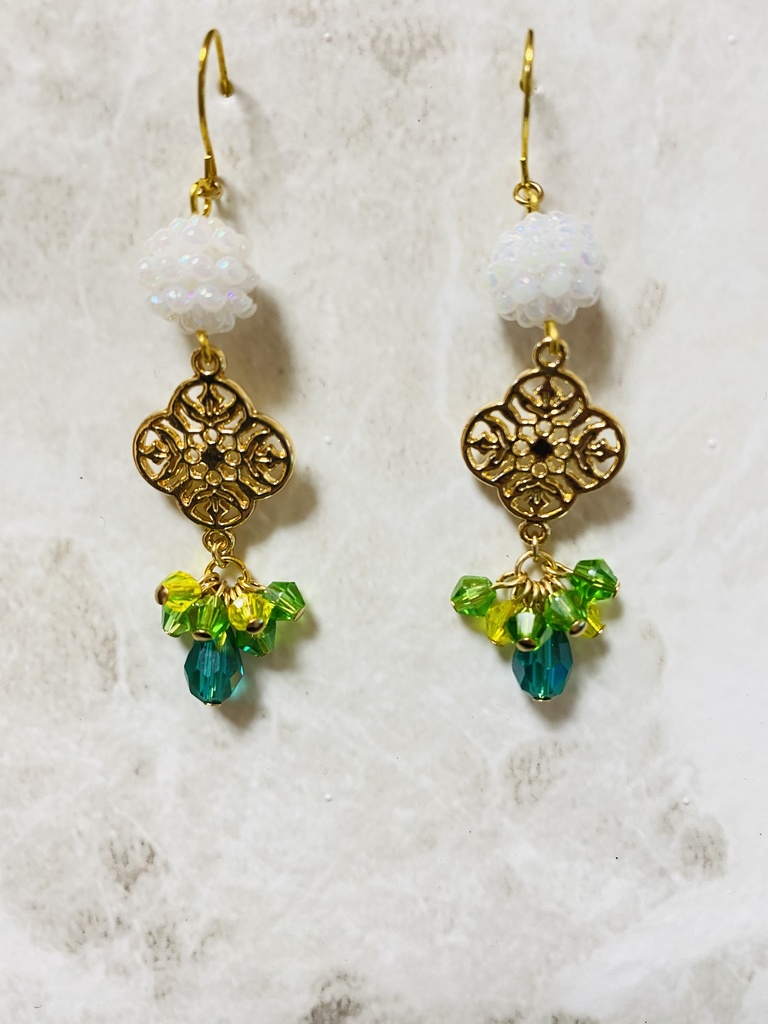 ウマ娘プリティダービー サイレンススズカ モチーフピアスorイヤリング