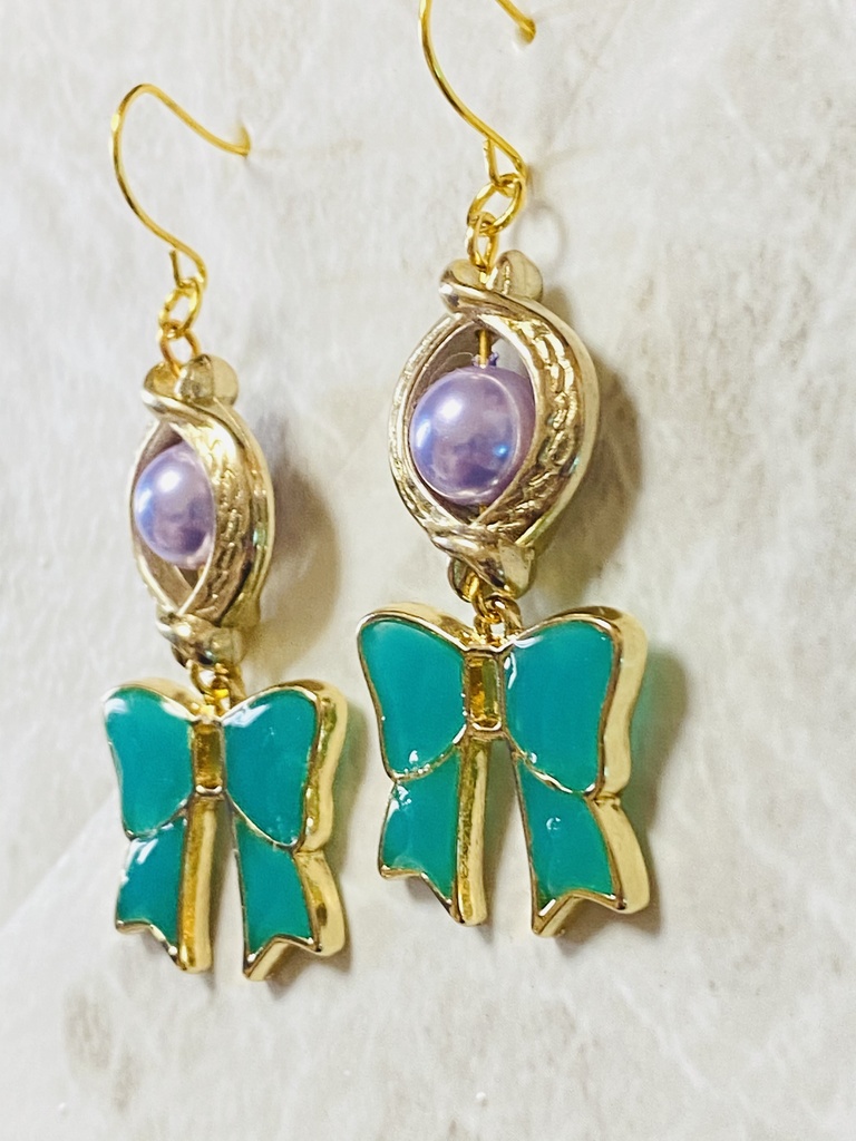 ウマ娘プリティダービー メジロマックイーン モチーフピアスorイヤリング