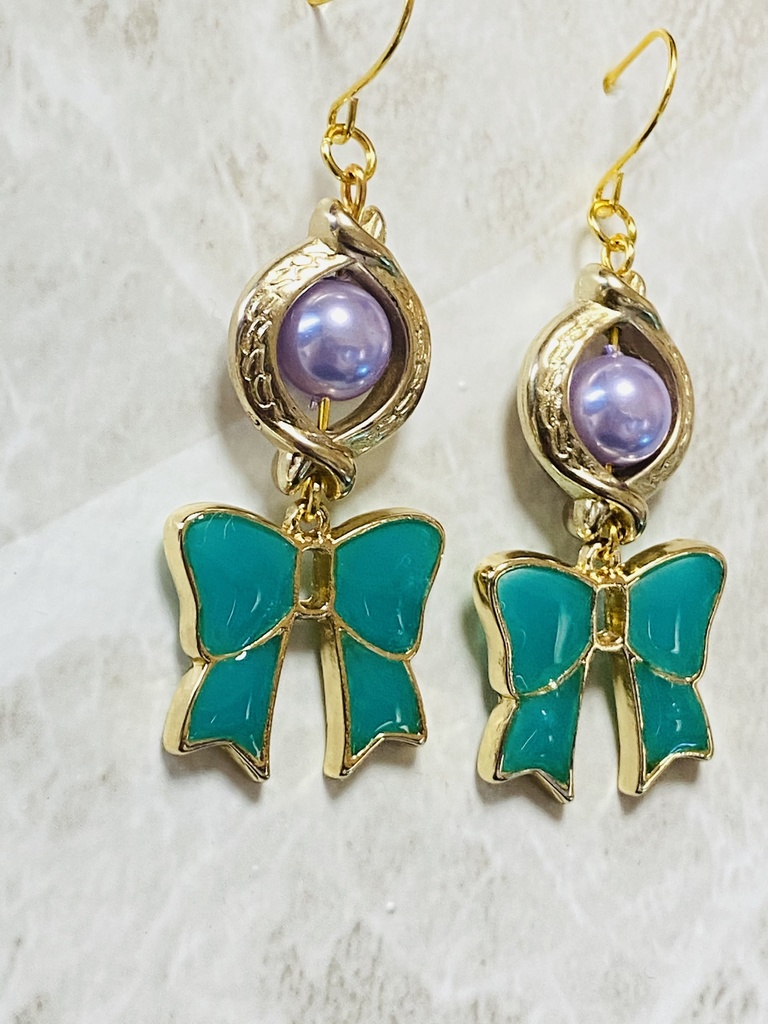 ウマ娘プリティダービー メジロマックイーン モチーフピアスorイヤリング