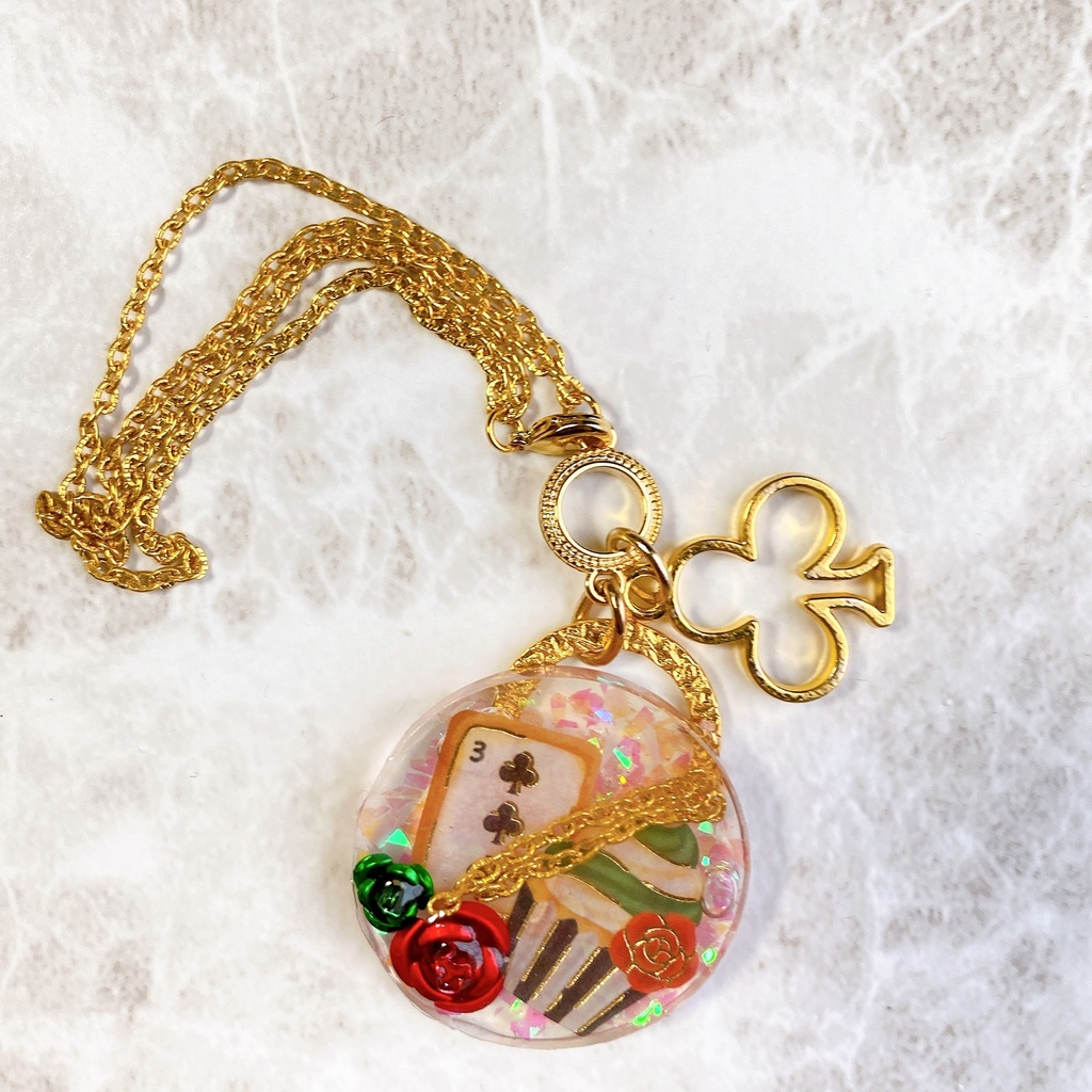 【twst】ハーツラビュル寮 モチーフバックチャーム