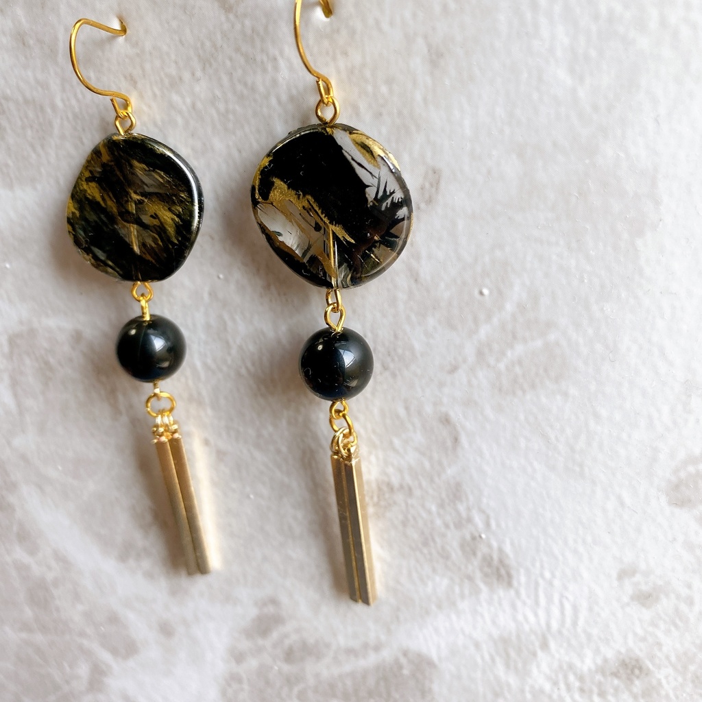 呪術廻戦 夏油傑 黒曜石モチーフピアスorイヤリング