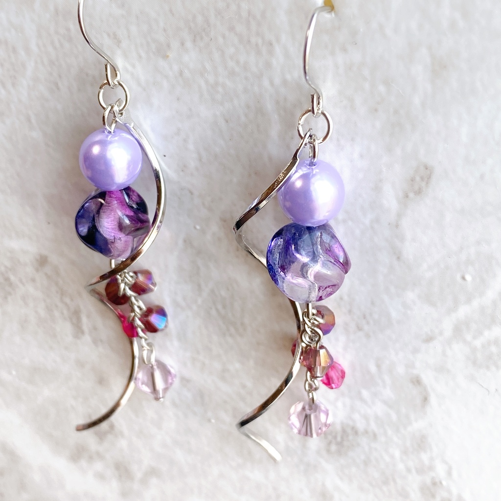 VTuberにじさんじ 不破湊 モチーフピアスorイヤリング