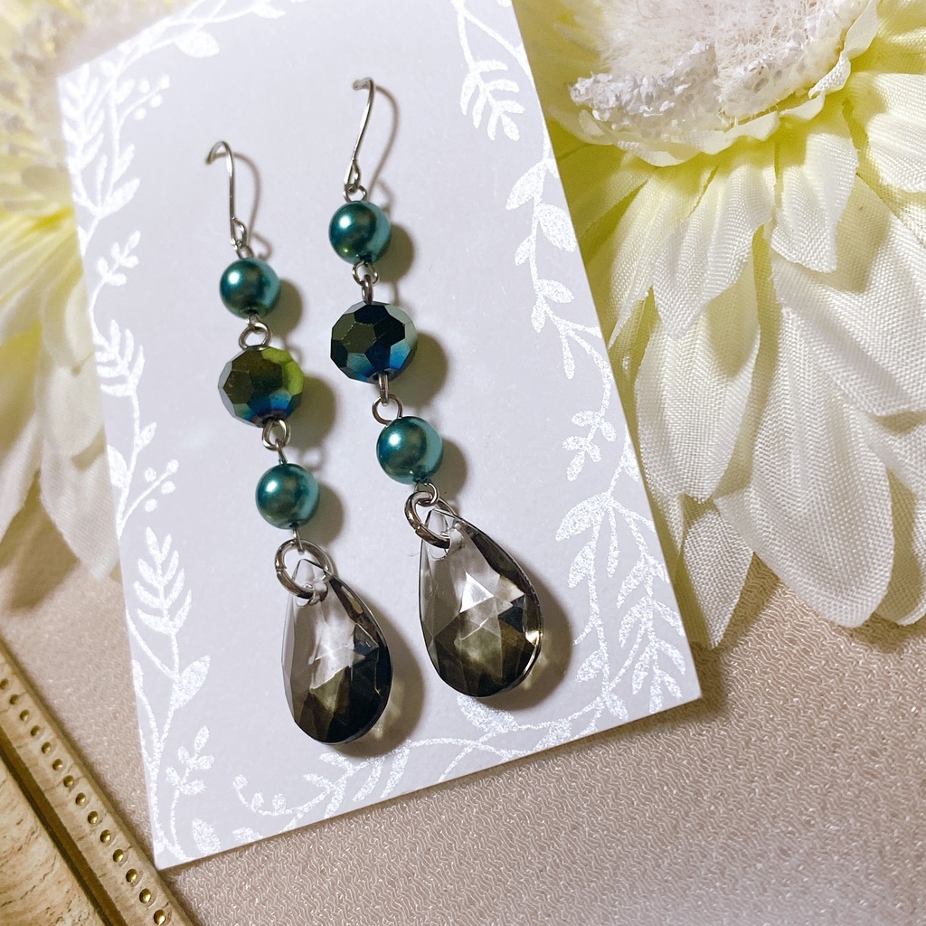 原神 魈 夜叉の儺面 靖妖儺舞 モチーフピアスorイヤリング