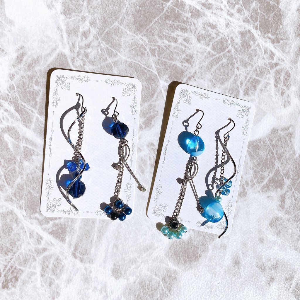 東京リベンジャーズ ばじふゆ(場地圭介&松野千冬)モチーフピアスorイヤリング スワロフスキー・クリスタル使用