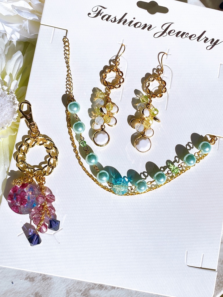 フォロワ様100人突破記念! オープン福袋 原神、東リべ、第5人格