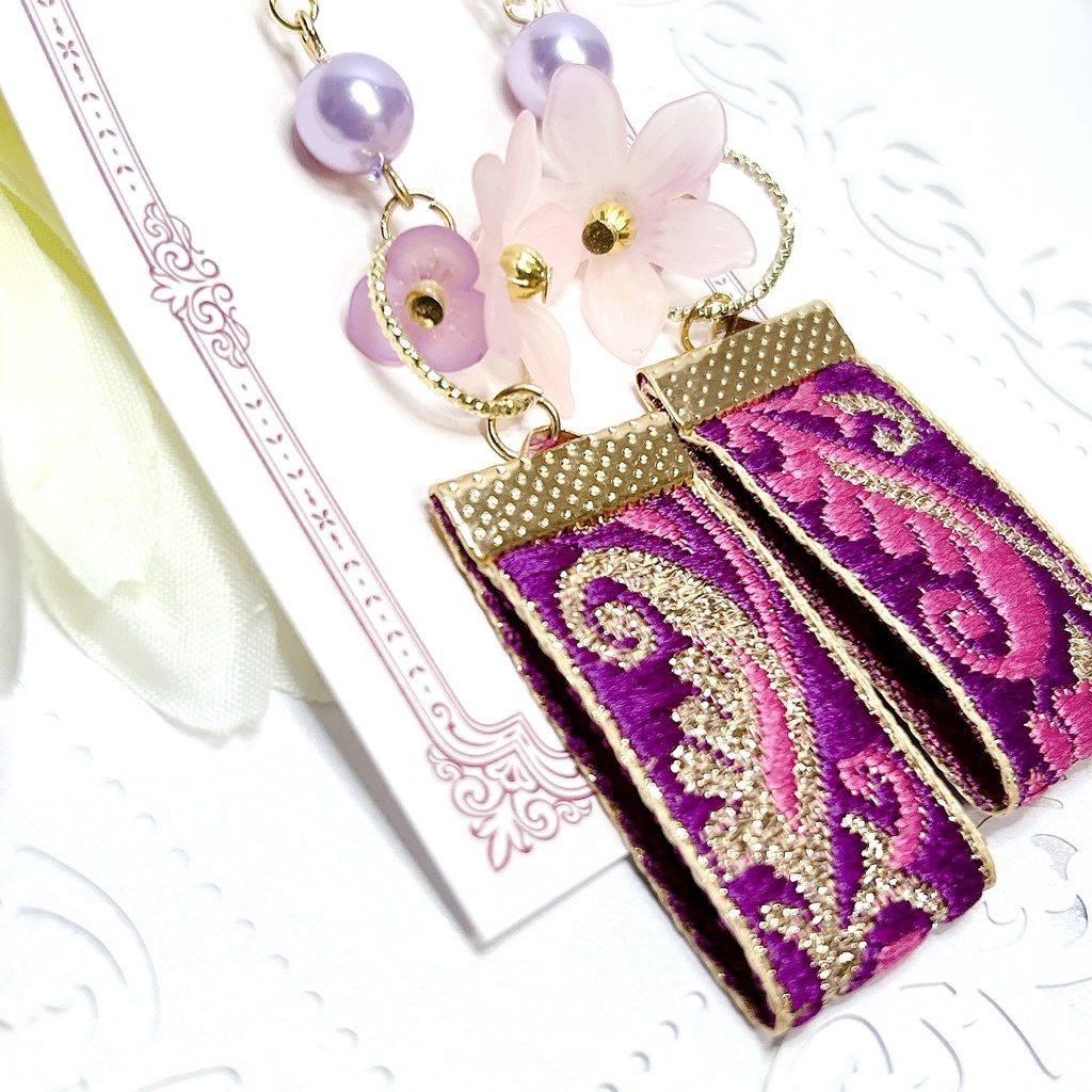 原神 ドリー モチーフピアスorイヤリング