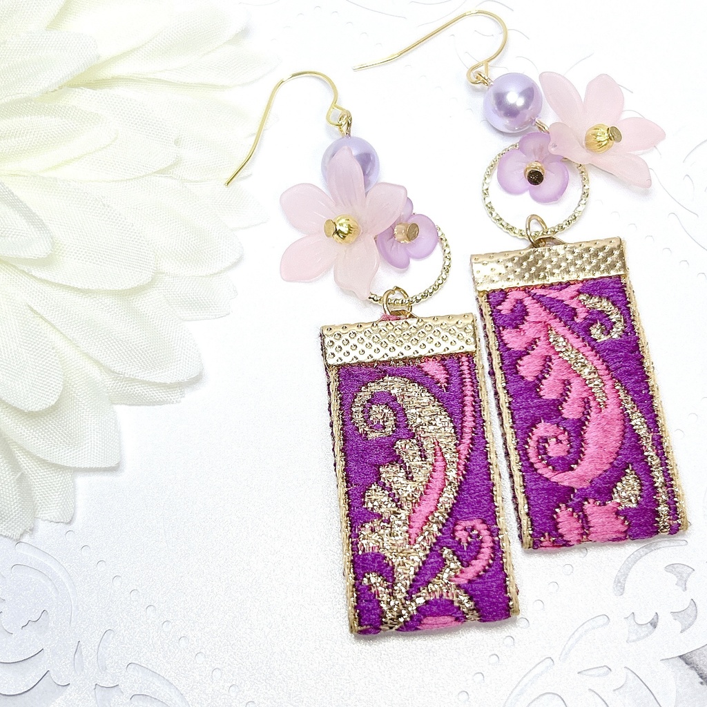 原神 ドリー モチーフピアスorイヤリング