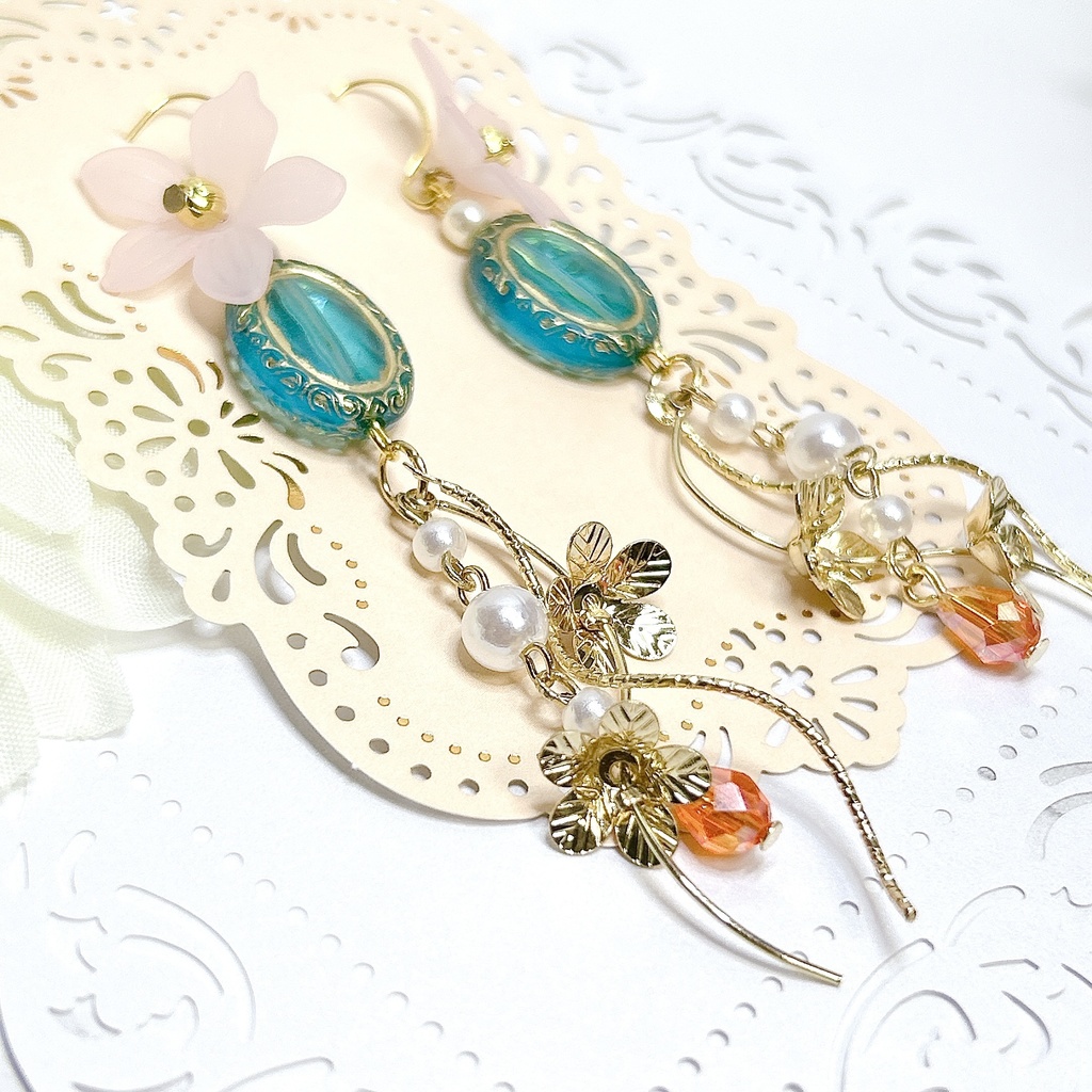 原神 ニィロウ モチーフピアスorイヤリング