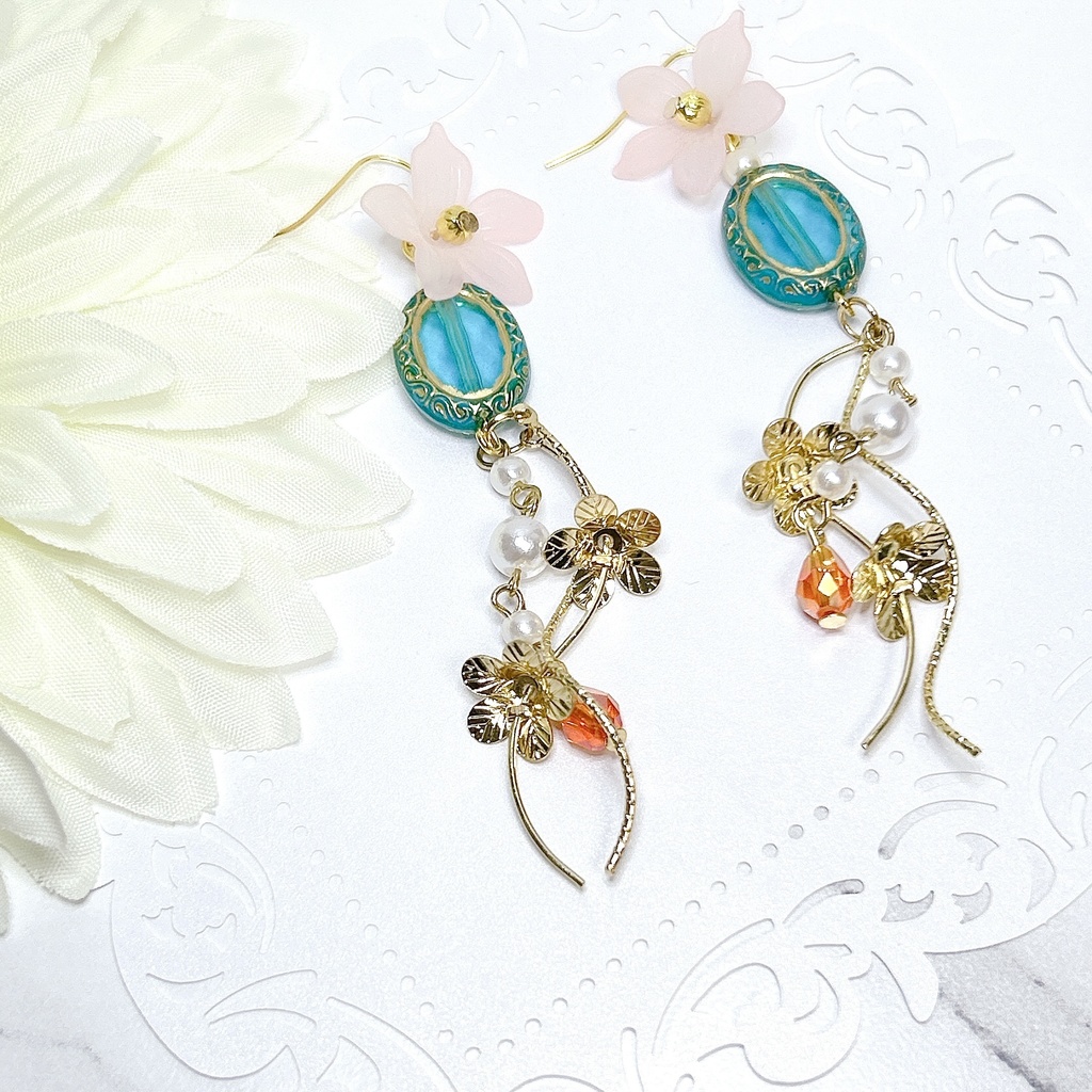 原神 ニィロウ モチーフピアスorイヤリング