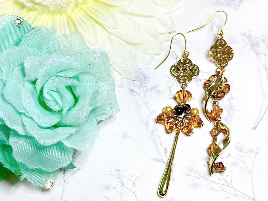 原神 鍾離 モチーフピアスorイヤリング 神ノ叡智12頒布物