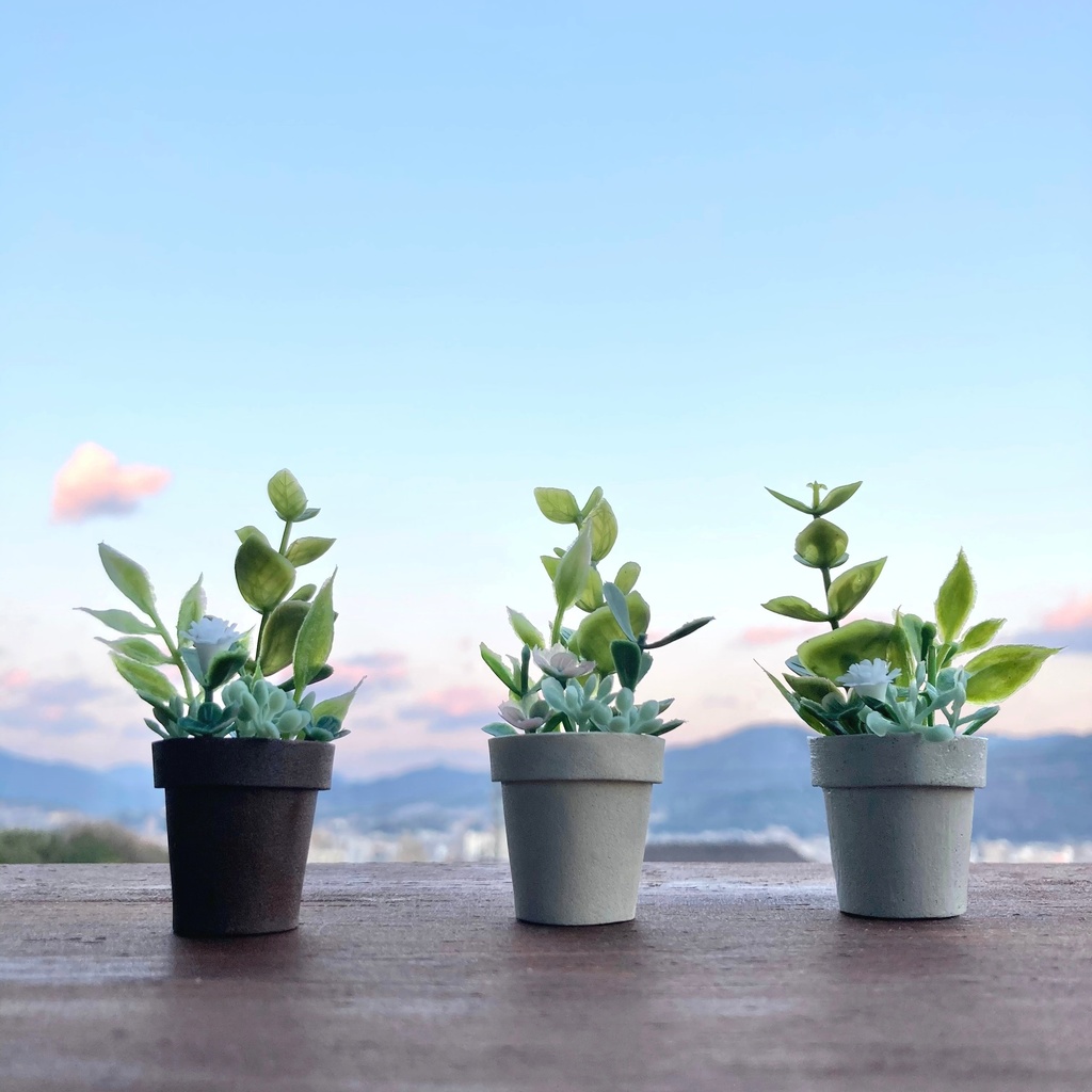 ミニチュア雑貨 鉢植えB