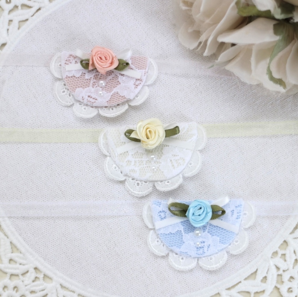 (カラー3色) ⑅ Lace bib Rose ベビースタイ