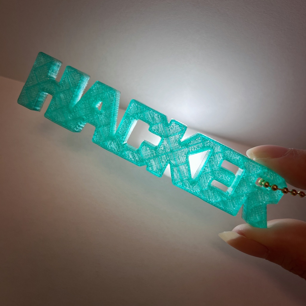中二病のあなたのために夜なべして作ったHACKERキーホルダー