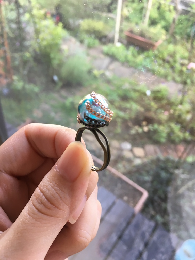 『壊れかけた いのりの指輪』