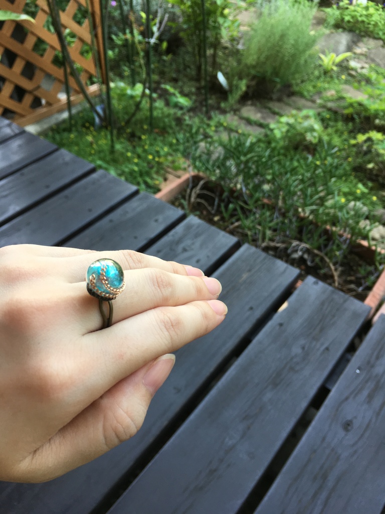 『壊れかけた いのりの指輪』