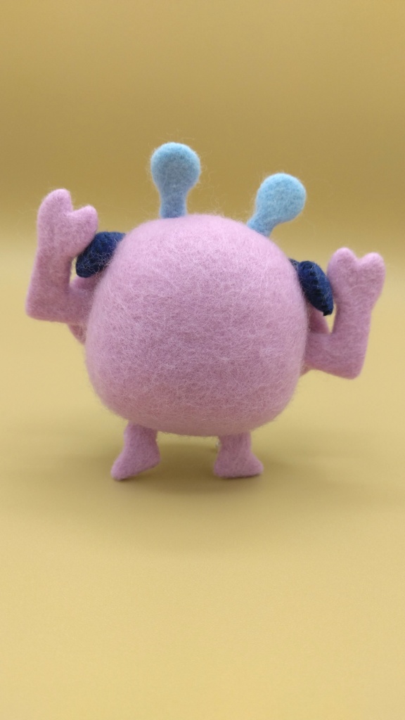 【非公式】羊毛ドールあてぃしガニ