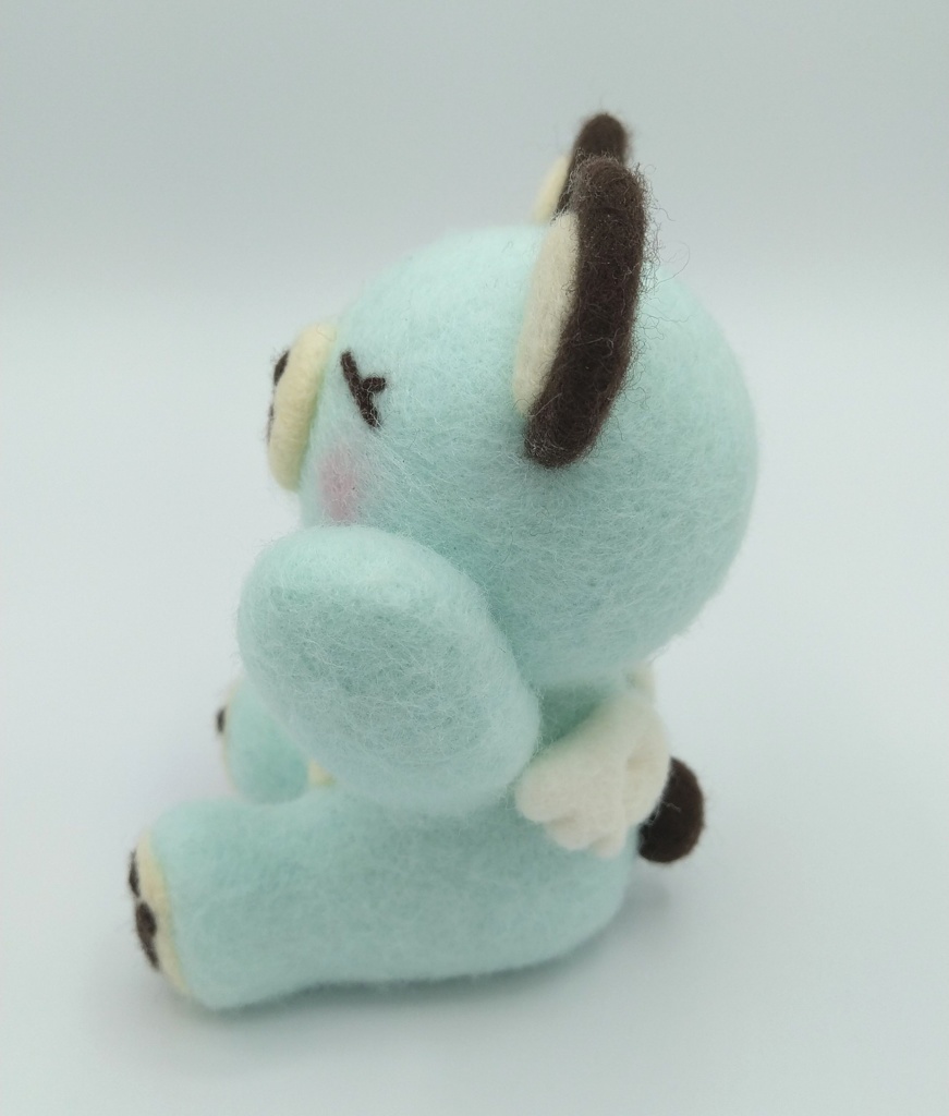 ほっぺたが落ちそうな幸せくまちゃん(チョコミント)