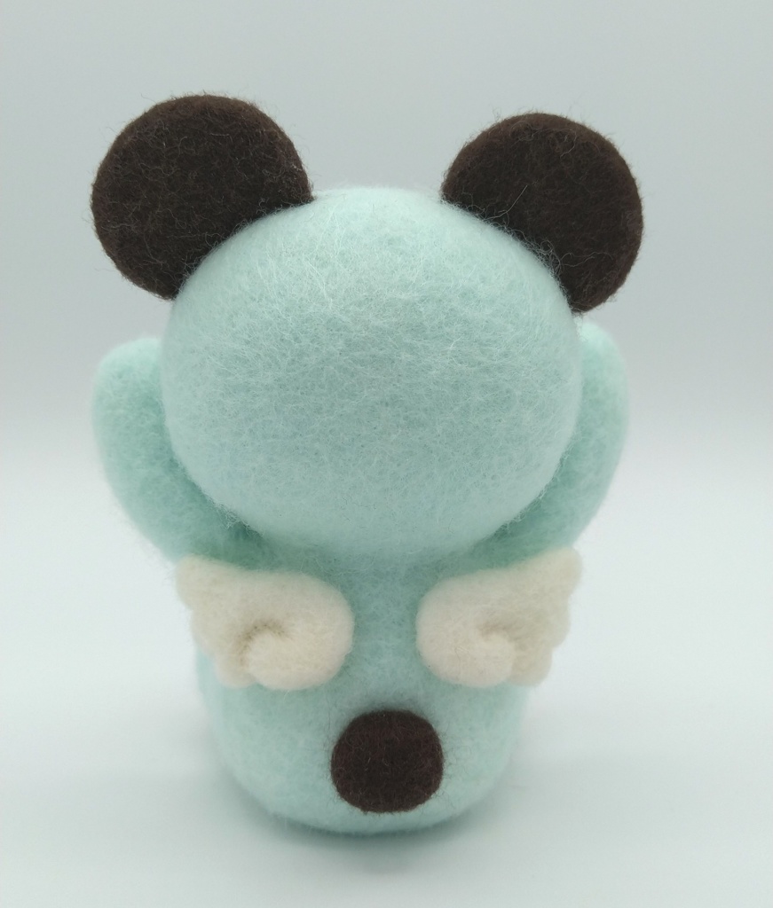 ほっぺたが落ちそうな幸せくまちゃん(チョコミント)