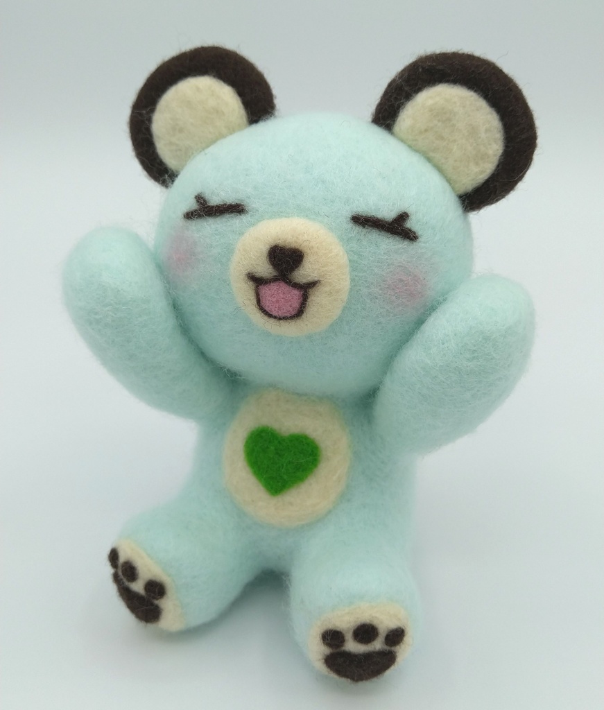 ほっぺたが落ちそうな幸せくまちゃん（チョコミント）
